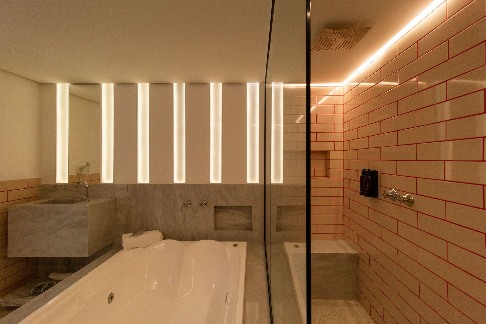 Nuu Motel
